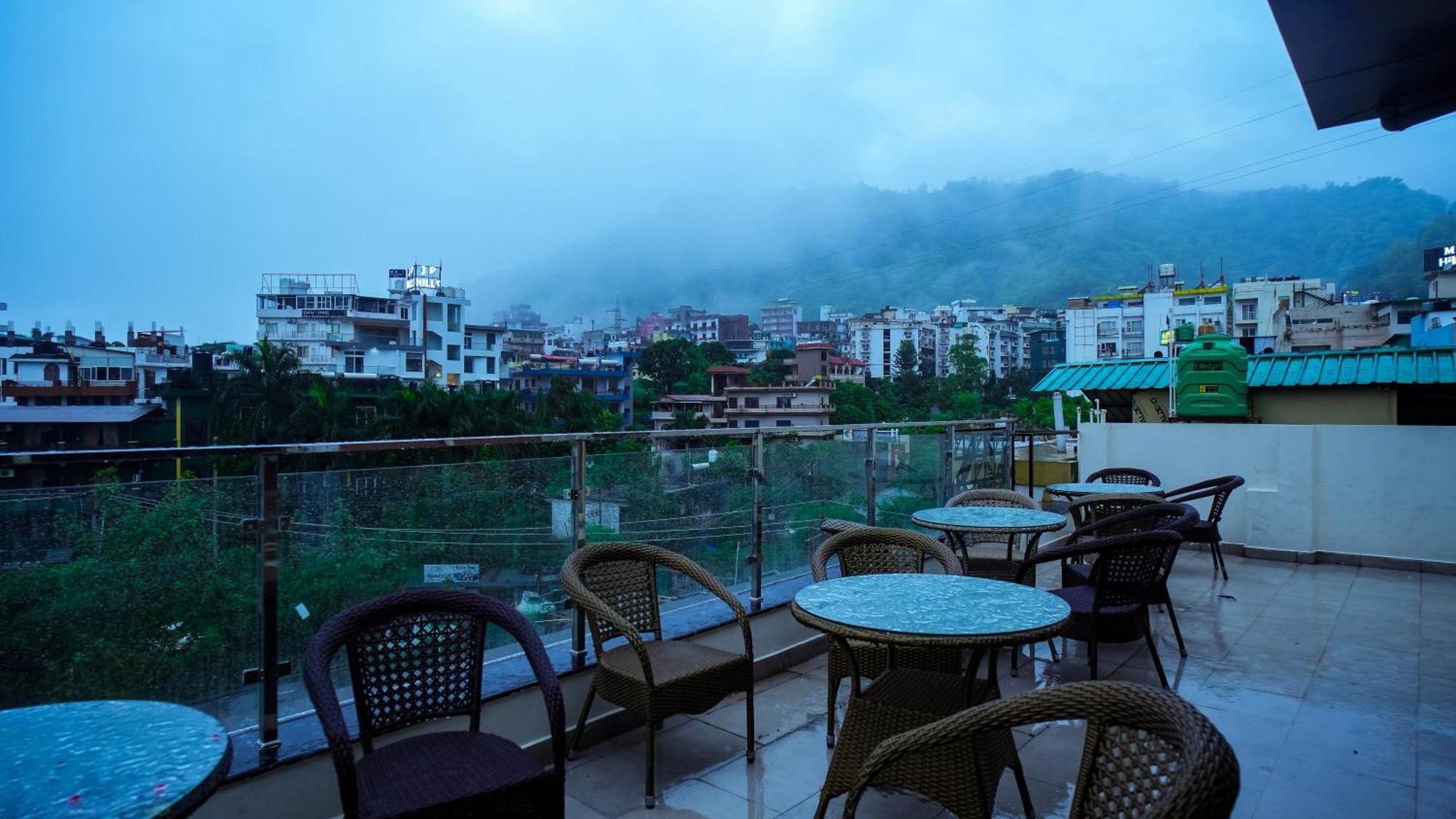 Hotel Lords Valley רישיקש מראה חיצוני תמונה