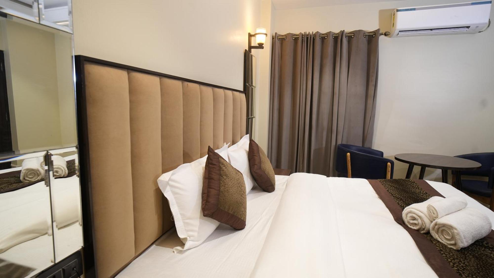Hotel Lords Valley רישיקש מראה חיצוני תמונה