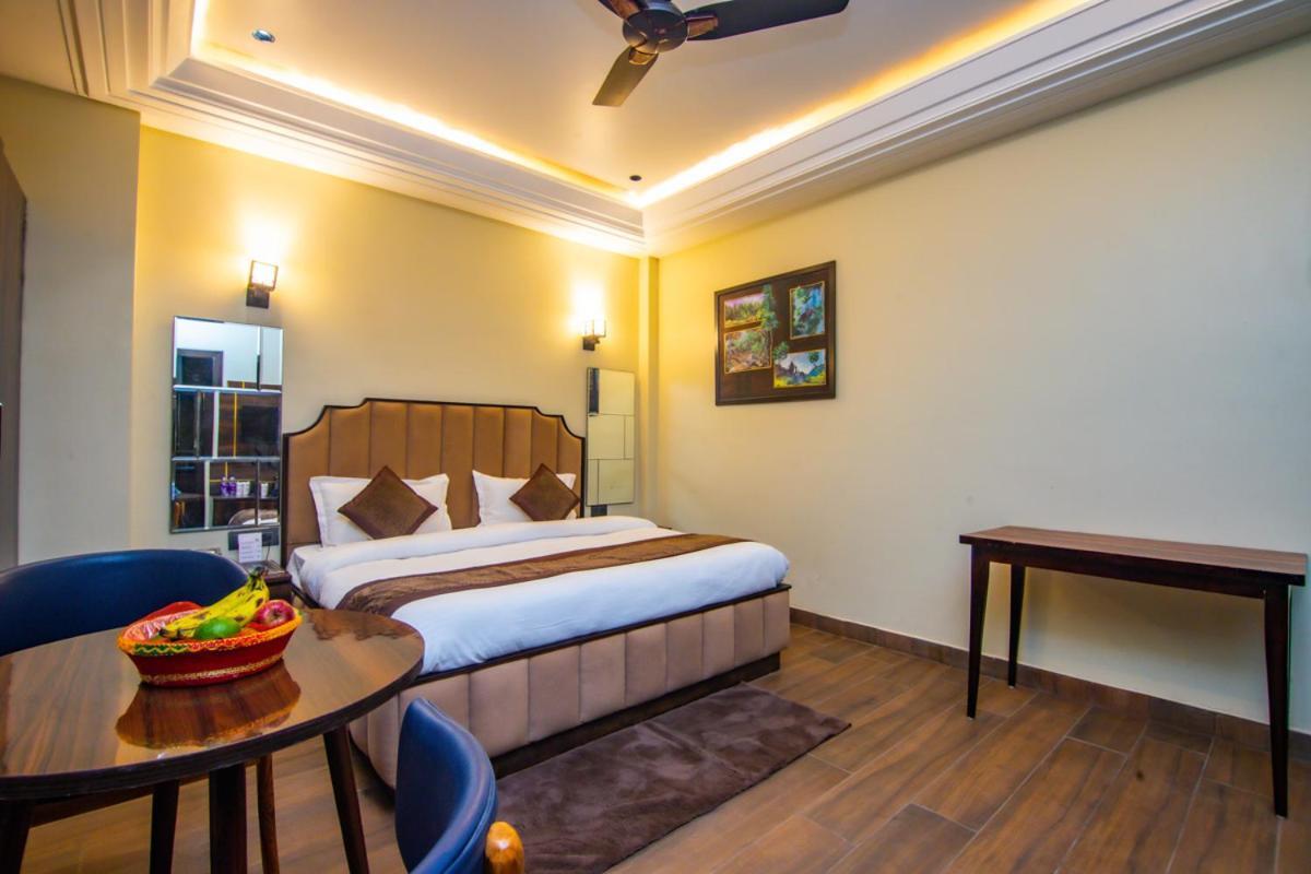 Hotel Lords Valley רישיקש מראה חיצוני תמונה