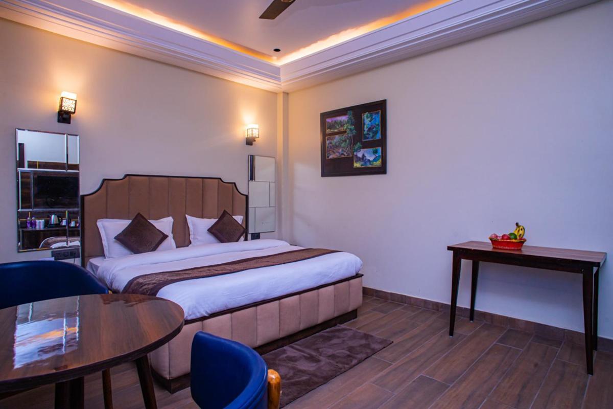 Hotel Lords Valley רישיקש מראה חיצוני תמונה